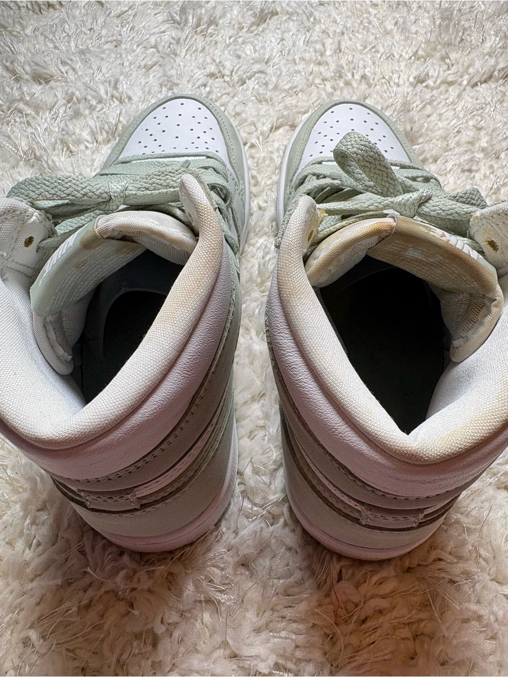 Jordan Retro 1 High OG "Seafoam" - Picture 5 of 9